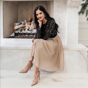 Rachel Parcell Black Tan Lace Pleated Dress